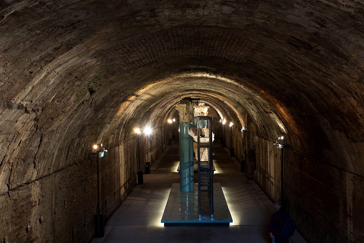 Thermae of Caracalla by night Guided tour ITALY MUSEUM
